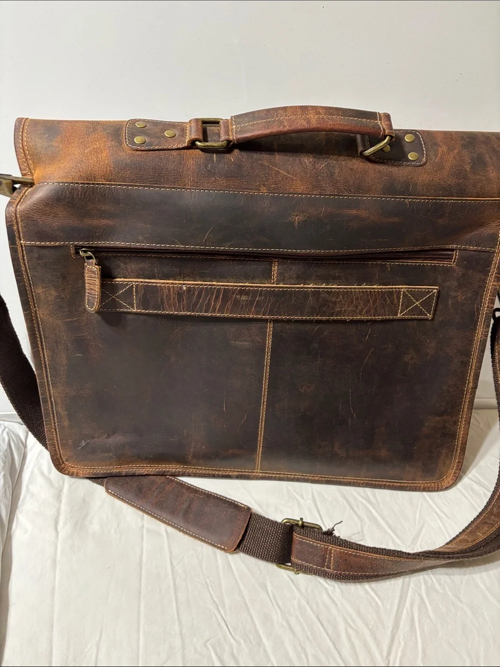 Men's Vintage Brown Leather computer/Briefcase Messenger Bag - NWOT